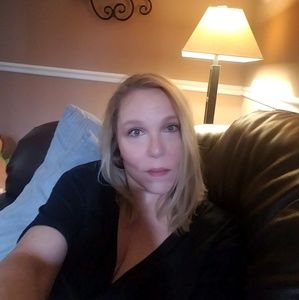 Meet your Posher, Stacy